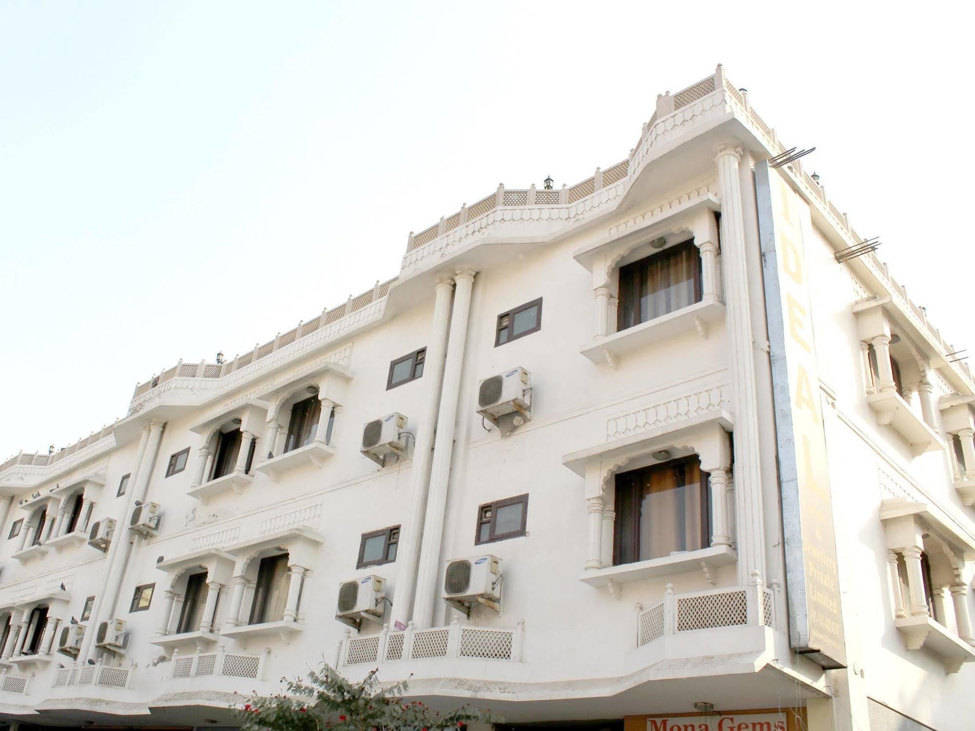 Amanda Crown Jaipur Hotell Kukas Eksteriør bilde